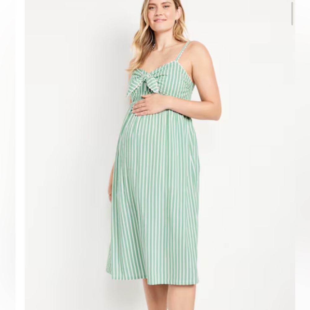 NWT Maternity Knot-Front Seersucker Dress